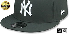 Yankees TEAM-BASIC SNAPBACK Charcoal-White Hat by New Era - 4th View